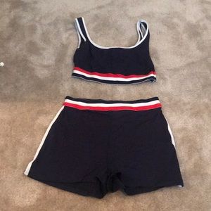 Two piece set lounge set